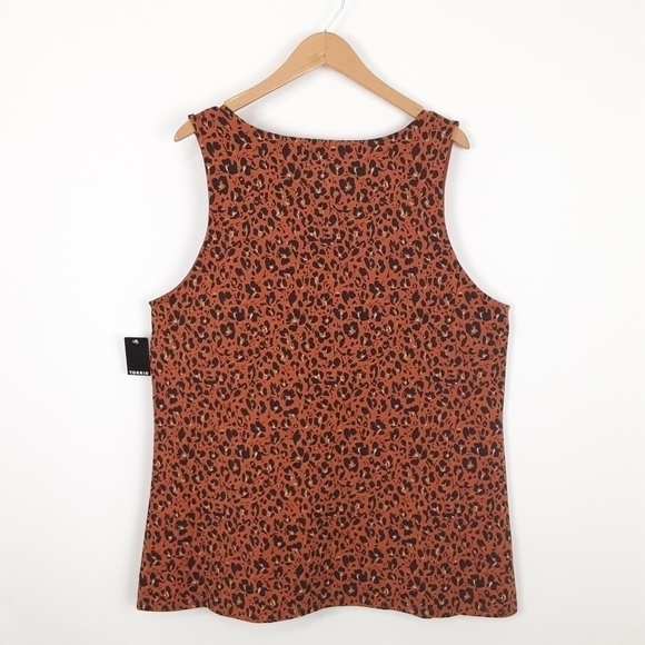 NWT Torrid | Leopard V-Neck Foxy Tee - Picture 10 of 11